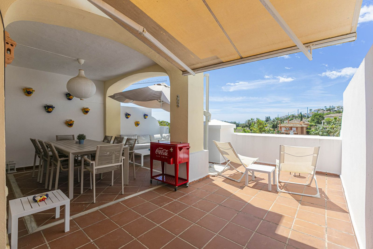 Townhouse for sale in Los Arqueros | 4 bedrooms H5046961