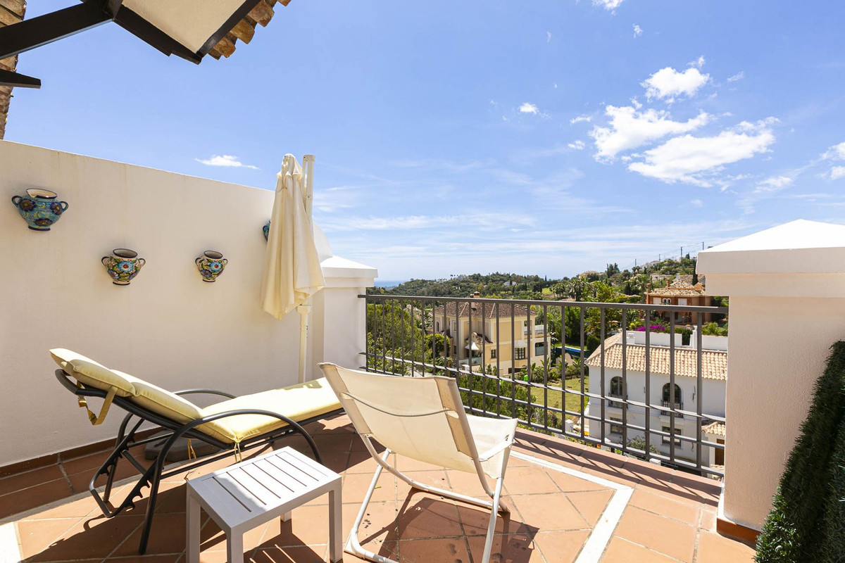 Townhouse for sale in Los Arqueros | 4 bedrooms H5046961