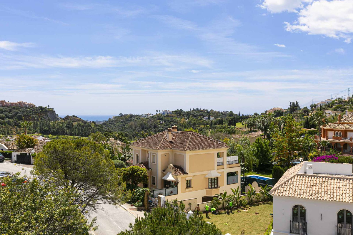 Townhouse for sale in Los Arqueros | 4 bedrooms H5046961