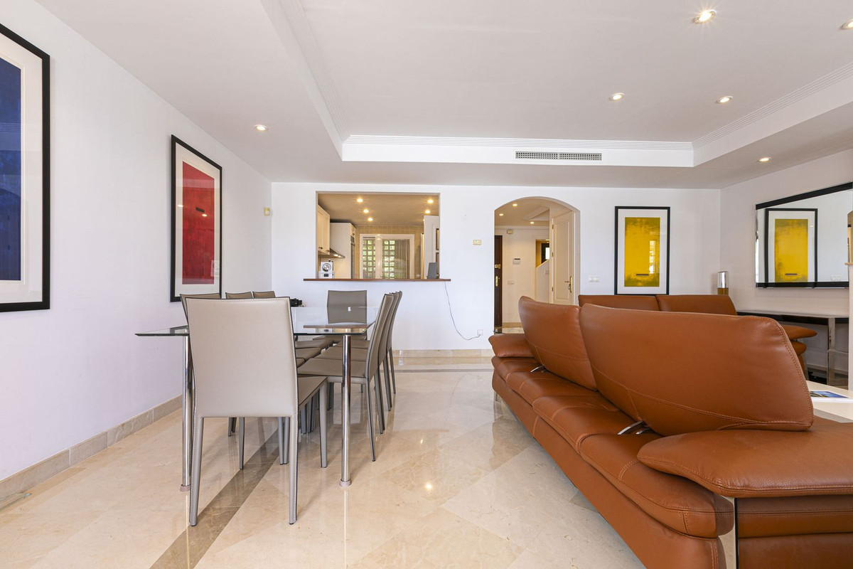 Townhouse for sale in Los Arqueros | 4 bedrooms H5046961
