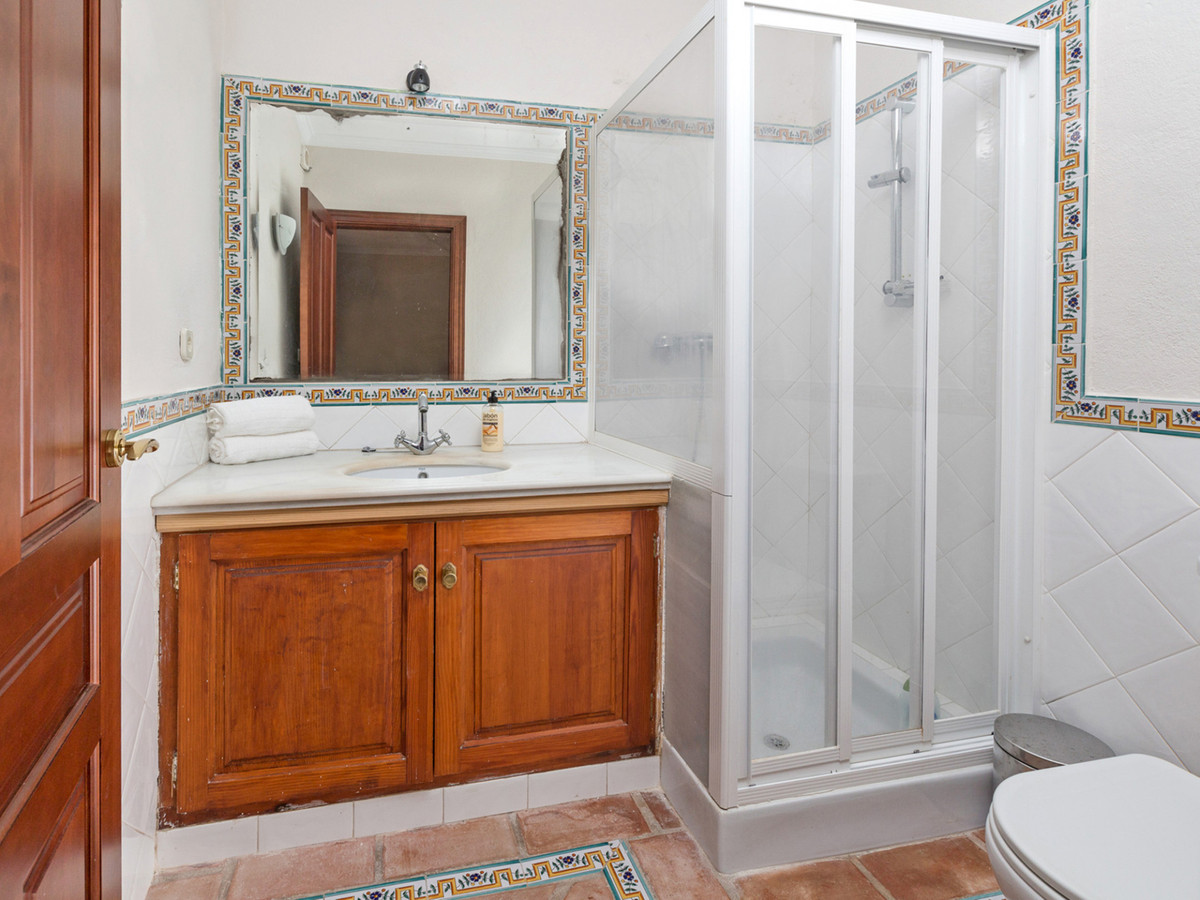 Huis te koop in Benahavís | 14 slaapkamers H5065939