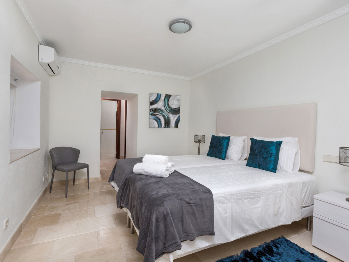 Huis te koop in Benahavís | 14 slaapkamers H5065939