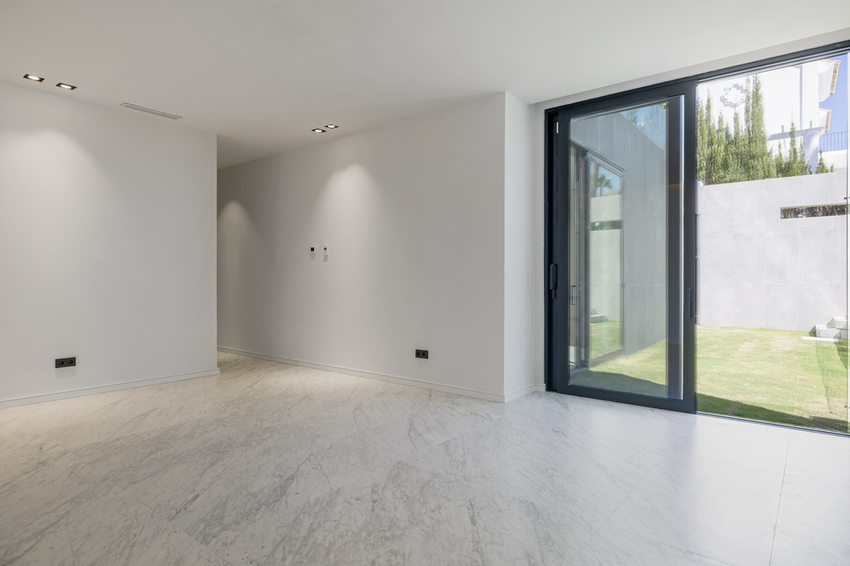 Detached Villa te koop in Benahavís | 5 slaapkamers H5067511