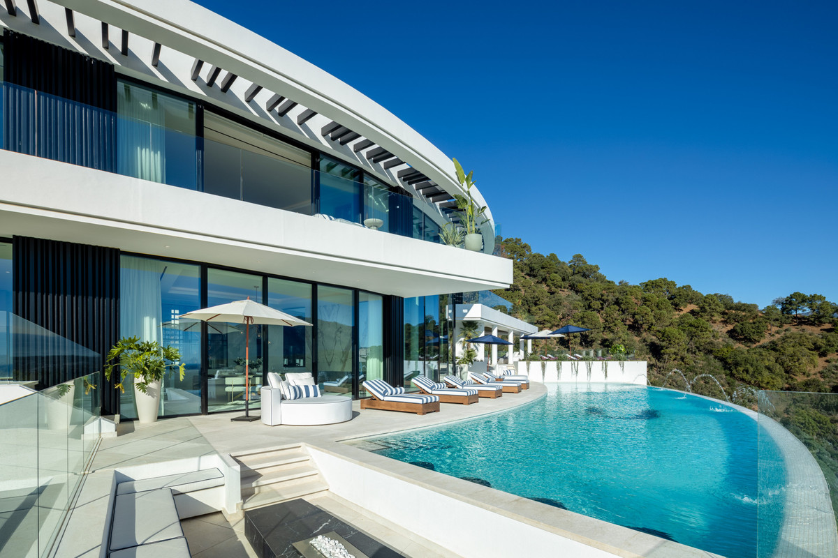 Detached Villa te koop in Benahavís | 9 slaapkamers H5068060