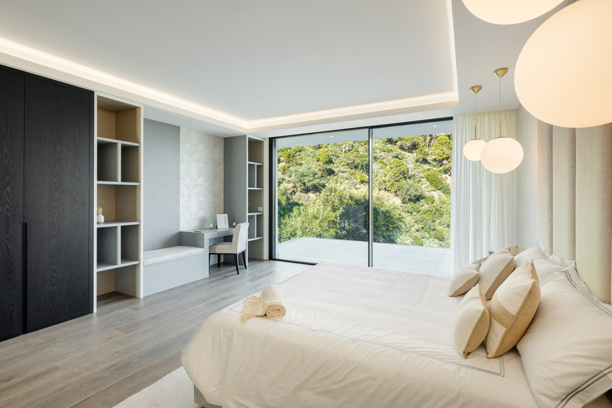 Detached Villa te koop in Benahavís | 9 slaapkamers H5068060