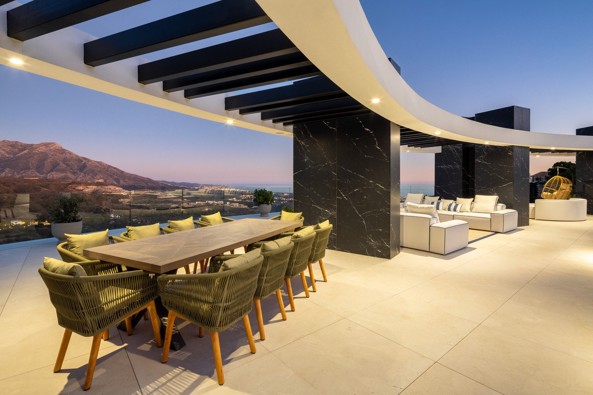 Detached Villa te koop in Benahavís | 9 slaapkamers H5068060