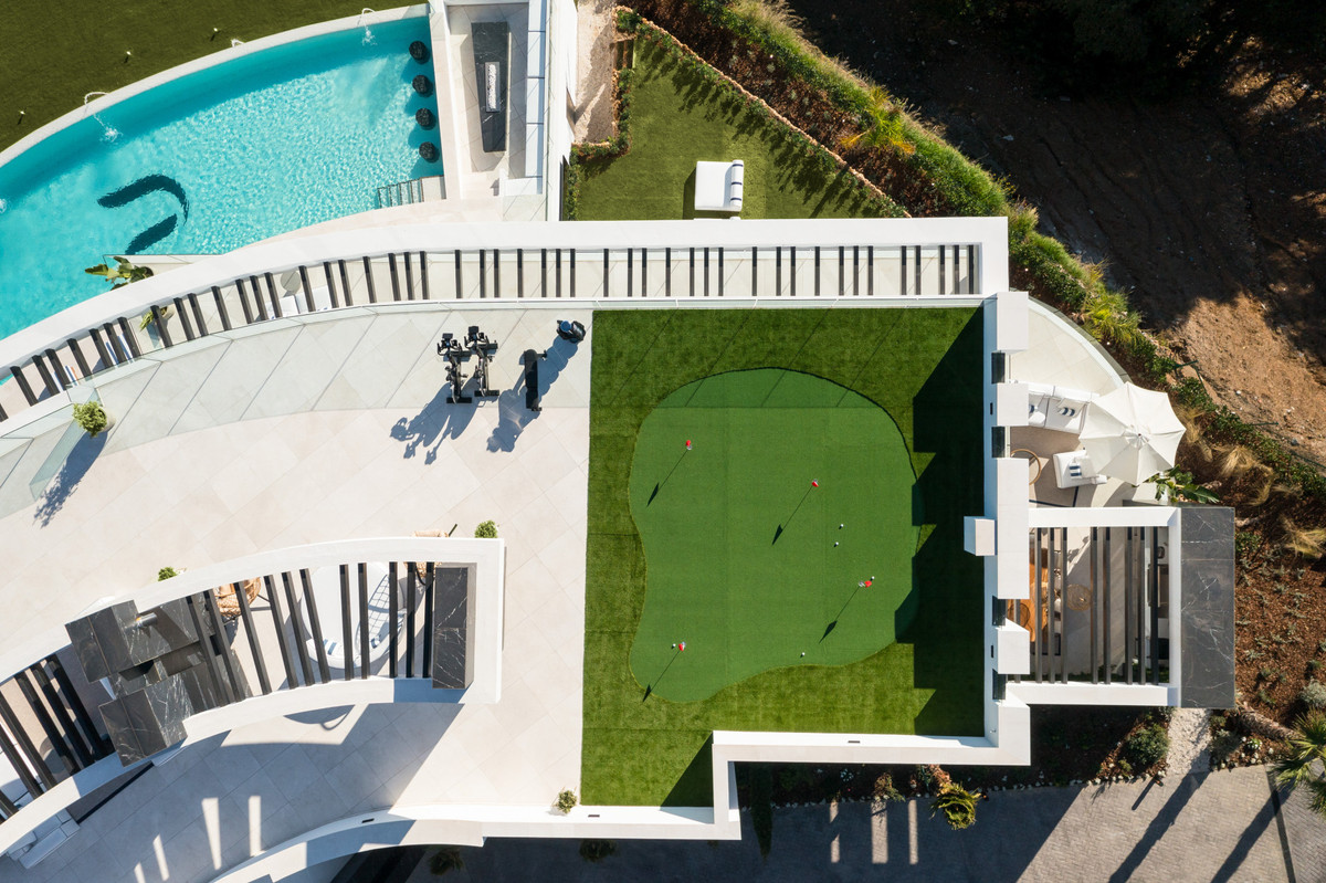 Detached Villa te koop in Benahavís | 9 slaapkamers H5068060
