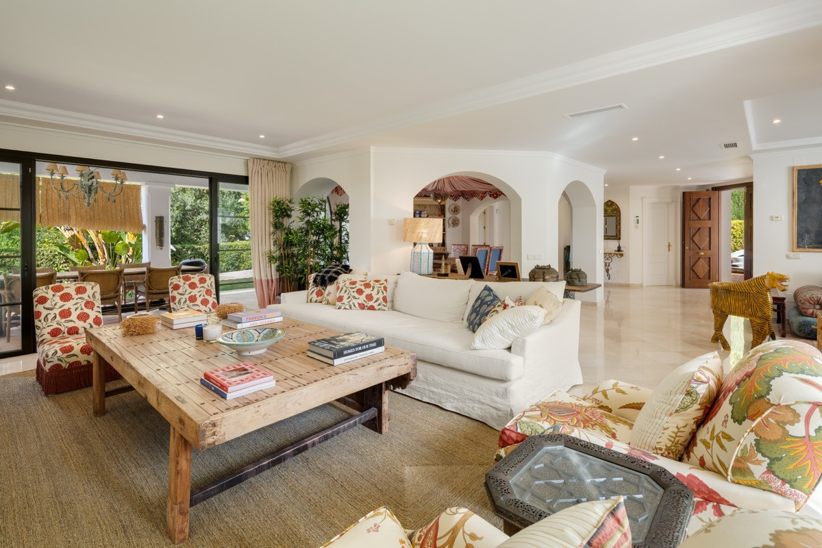 Detached Villa te koop in Benahavís | 4 slaapkamers H5068108