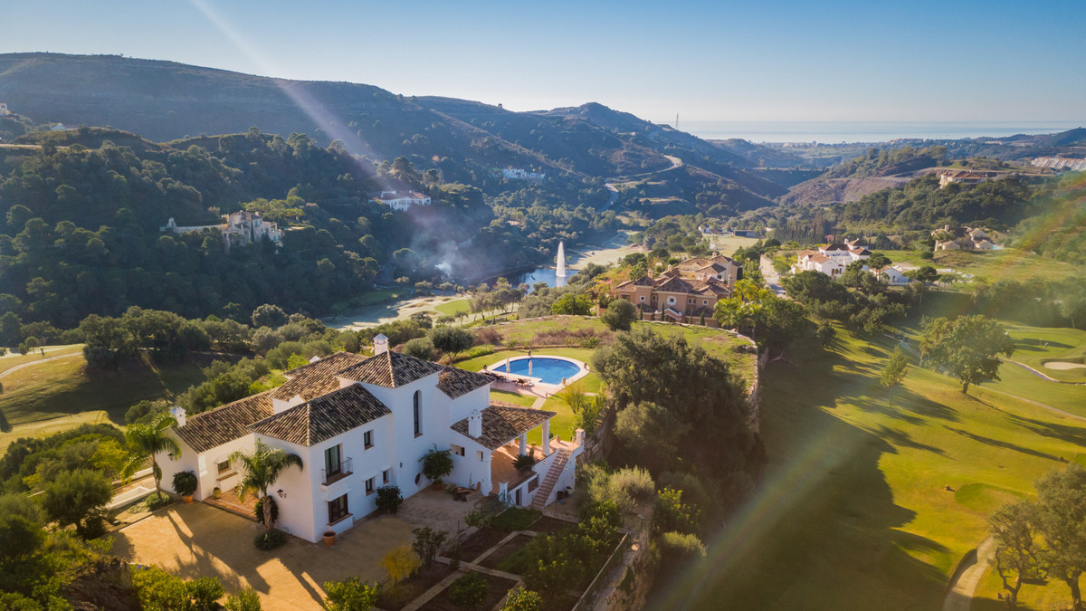 Detached Villa te koop in Benahavís | 5 slaapkamers H5069938