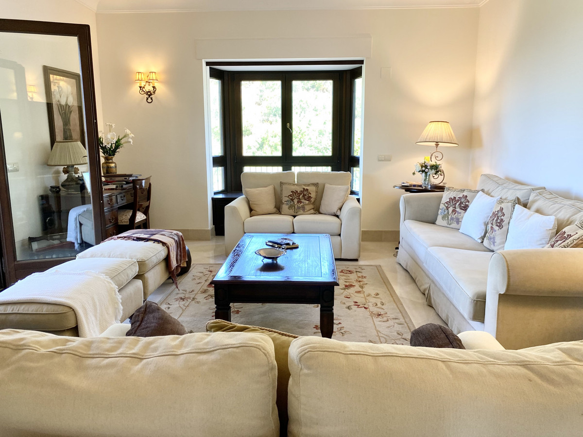 Detached Villa te koop in Benahavís | 5 slaapkamers H5069938