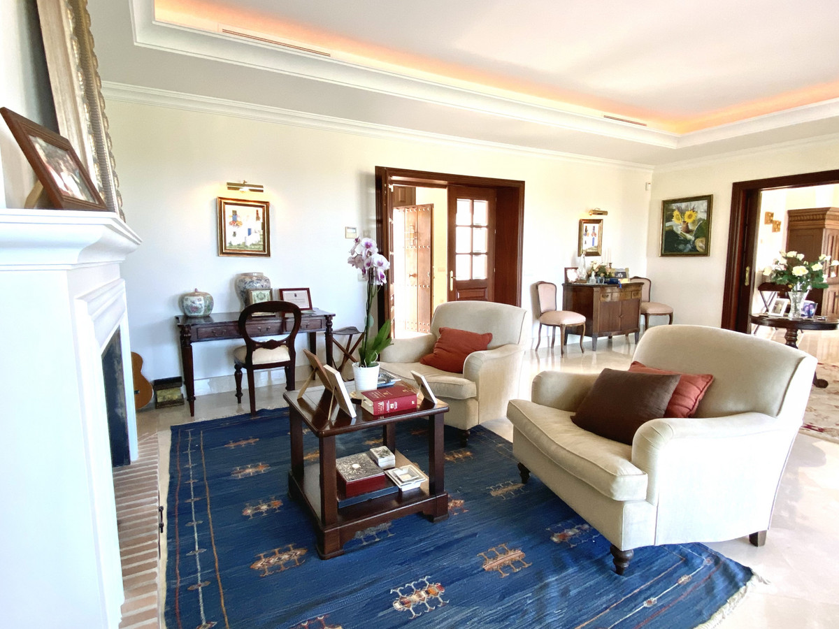 Detached Villa te koop in Benahavís | 5 slaapkamers H5069938