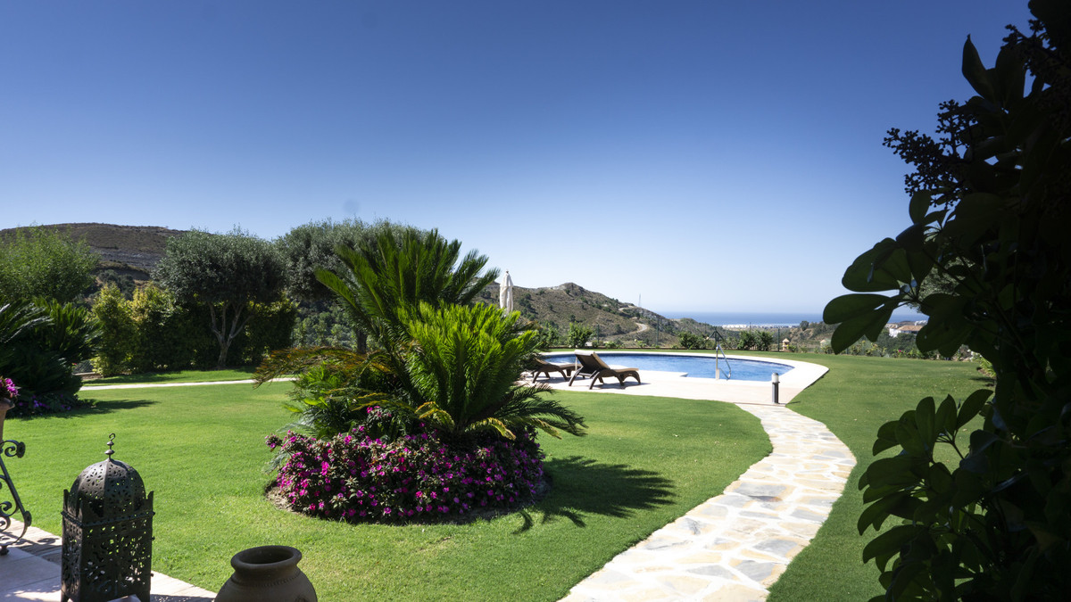 Detached Villa te koop in Benahavís | 5 slaapkamers H5069938