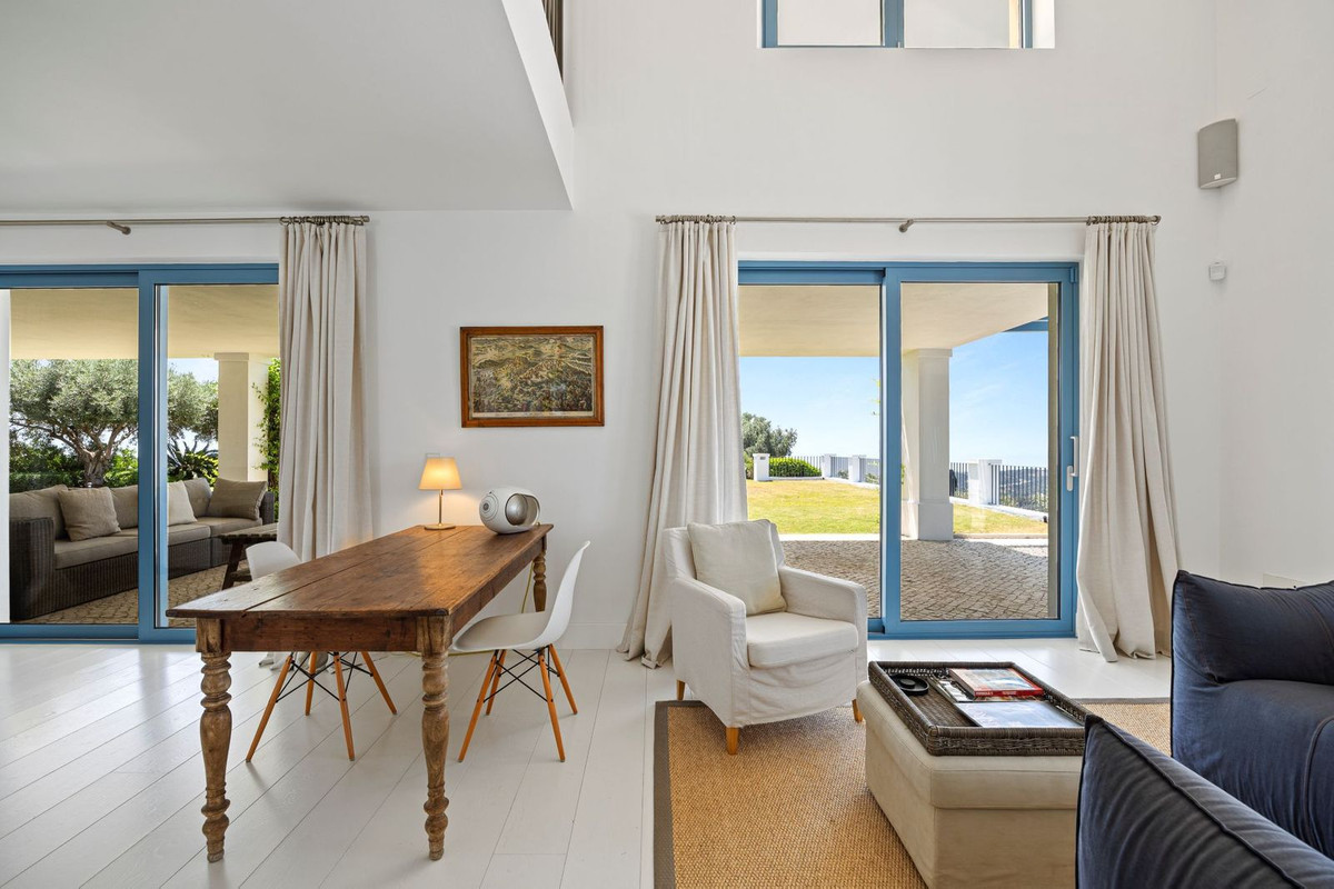 Detached Villa te koop in Benahavís | 4 slaapkamers H5070361