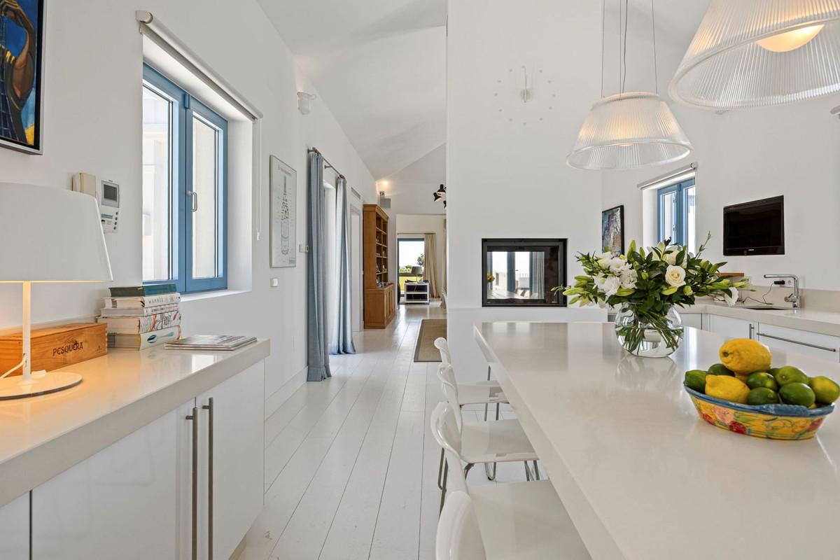 Detached Villa te koop in Benahavís | 4 slaapkamers H5070361