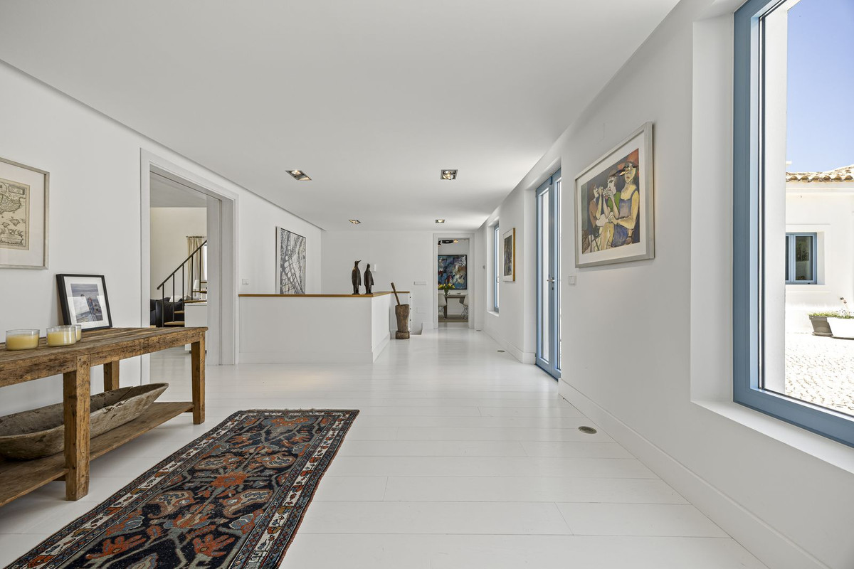 Detached Villa te koop in Benahavís | 4 slaapkamers H5070361
