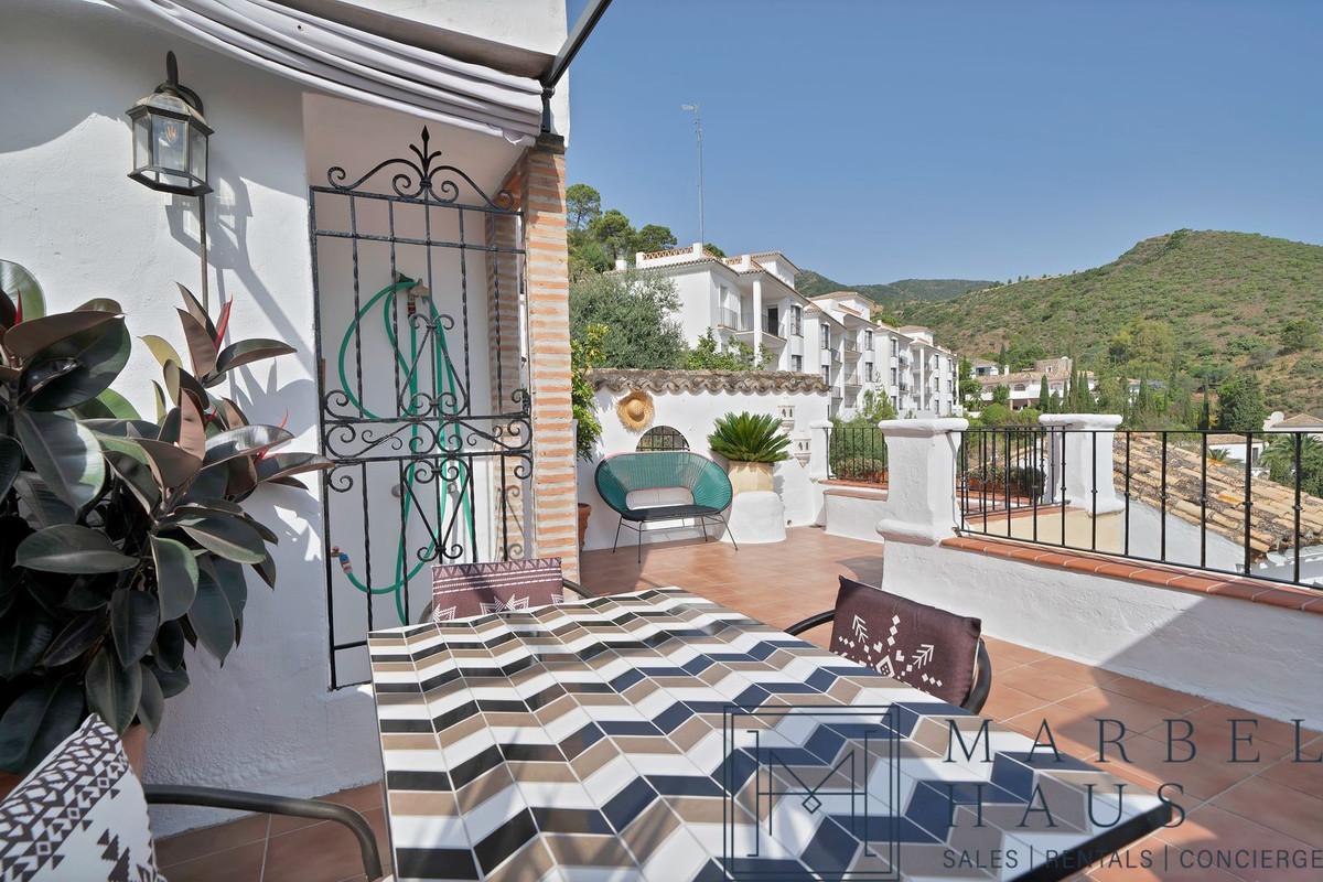 Townhouse te koop in Benahavís | 3 slaapkamers H5074747