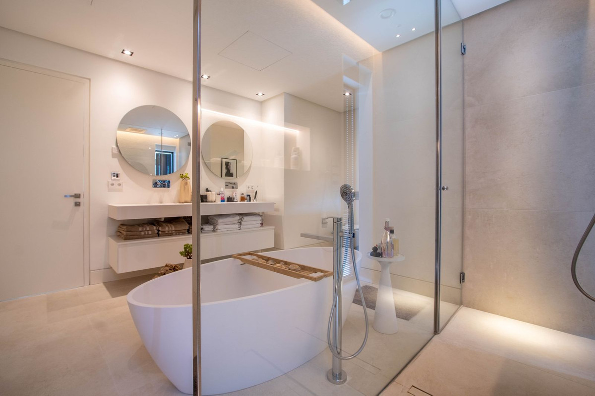 Huis te koop in Benahavís | 5 slaapkamers H5105377