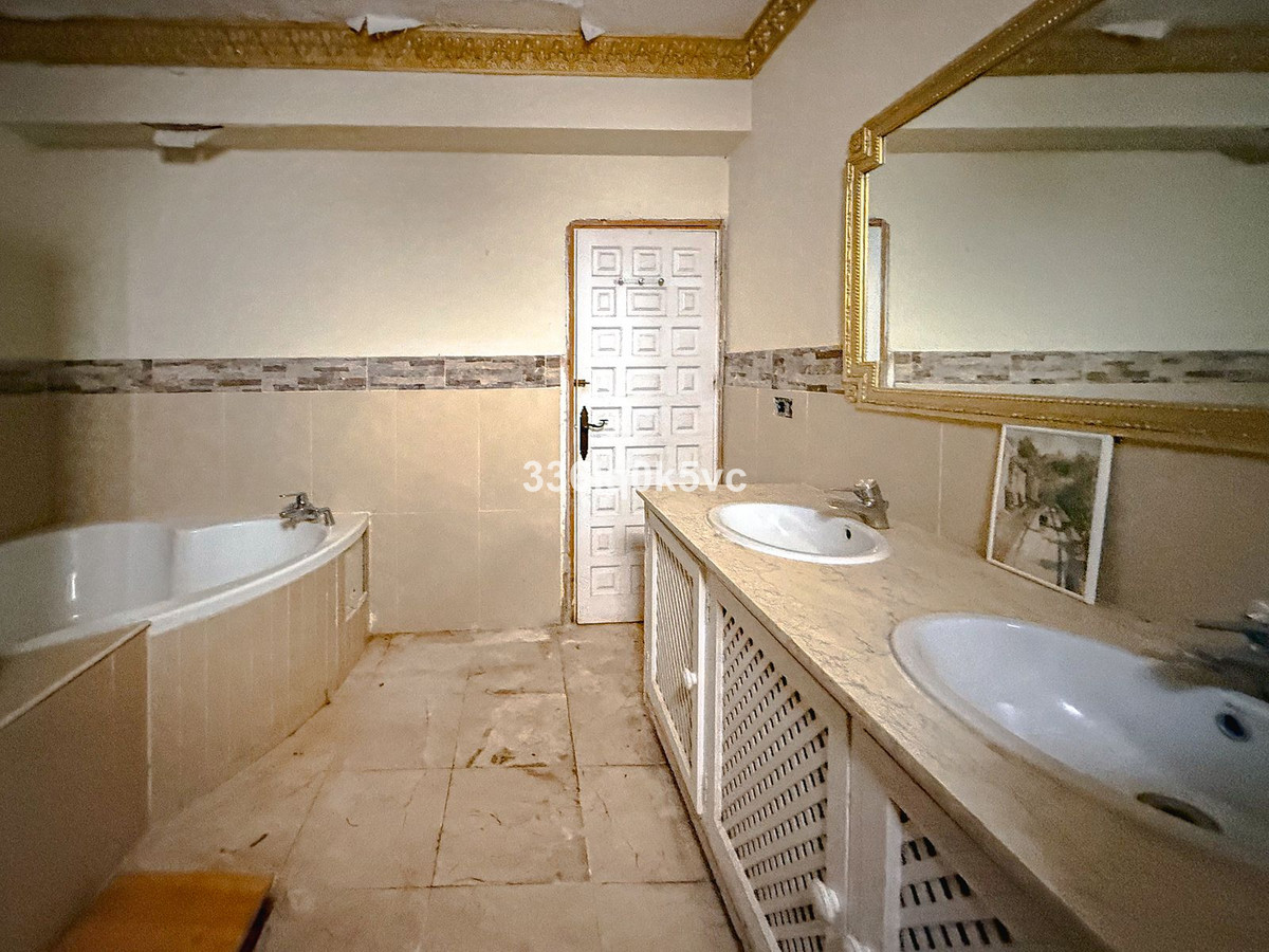 Huis te koop in Benahavís | 5 slaapkamers H5116963