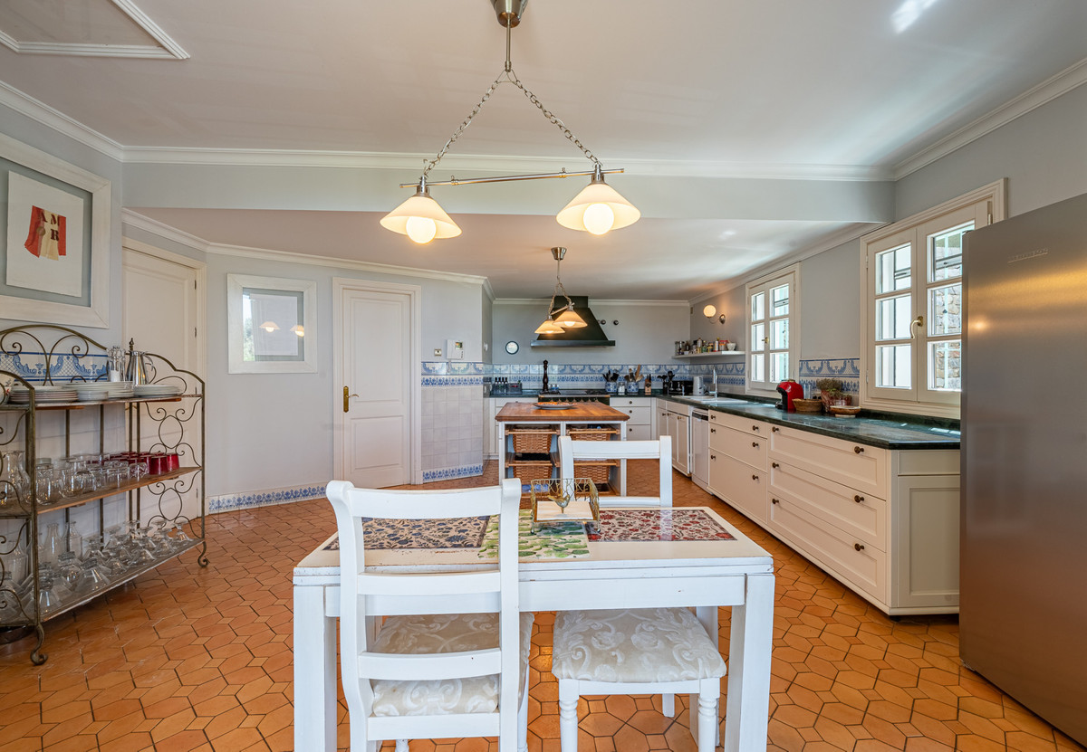 Huis te koop in Benahavís | 8 slaapkamers H5118370