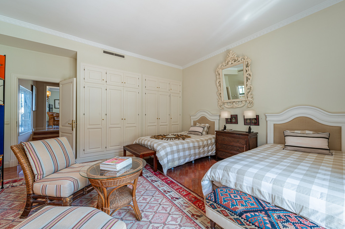 Huis te koop in Benahavís | 8 slaapkamers H5118370