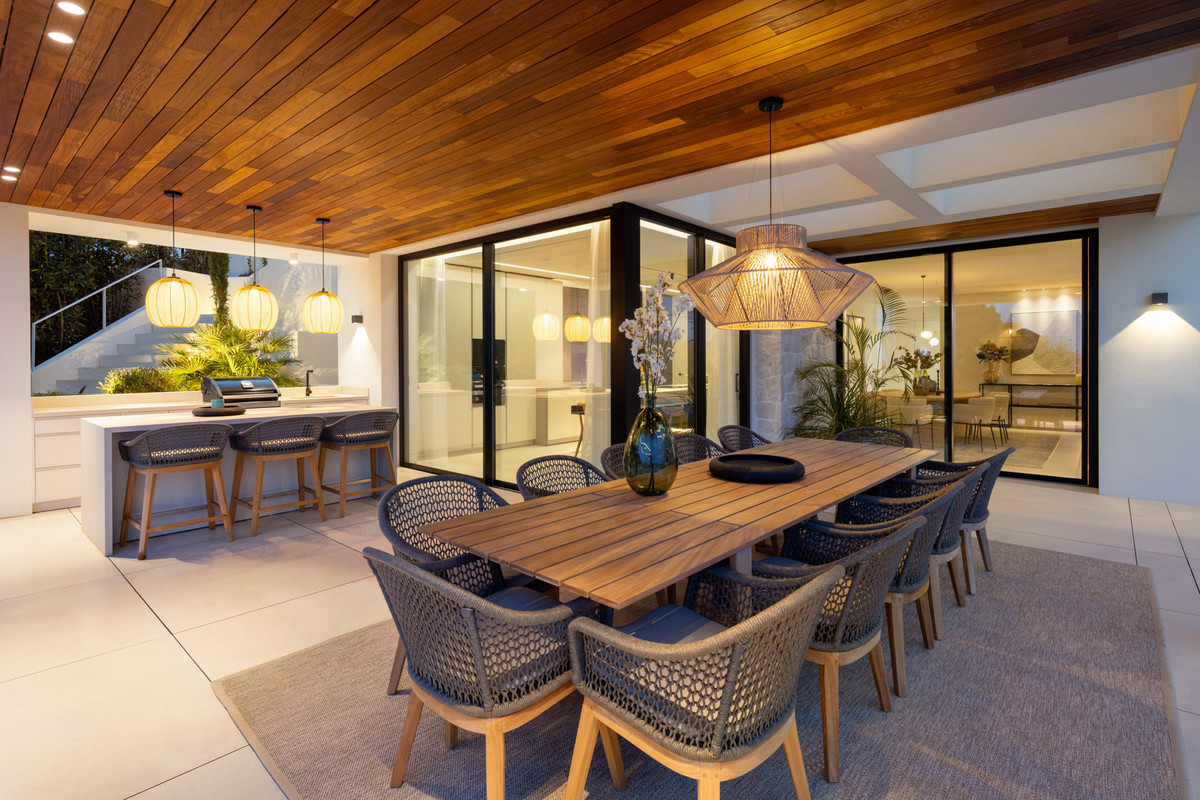 Detached Villa for sale in Benahavís | 6 bedrooms H5130058