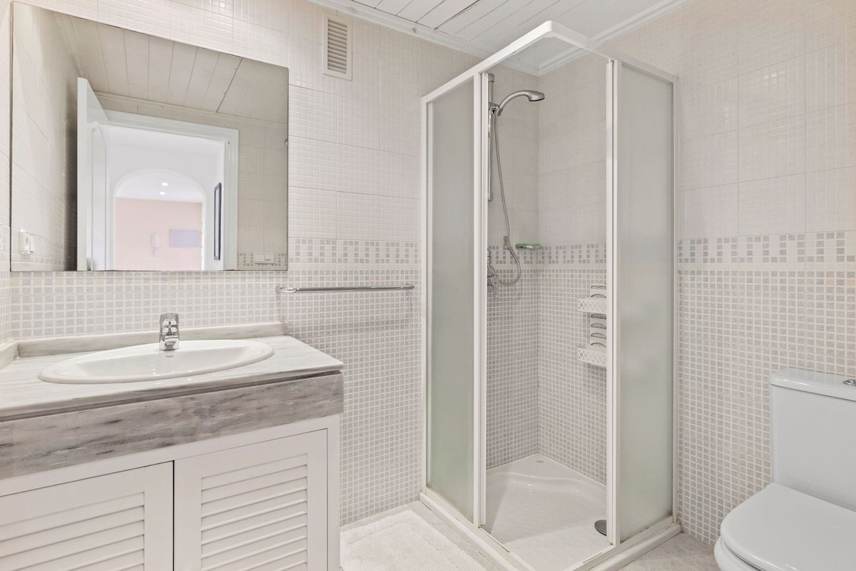 Appartement te koop in Los Arqueros | 2 slaapkamers H5132269