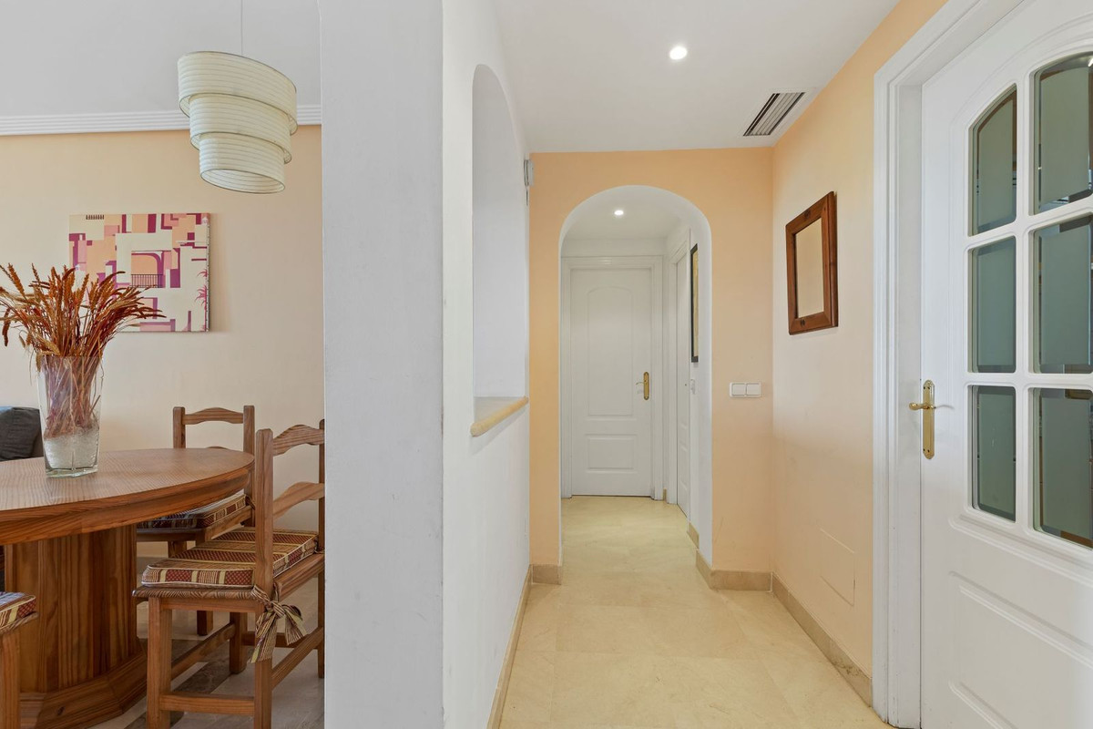 Appartement te koop in Los Arqueros | 2 slaapkamers H5132269