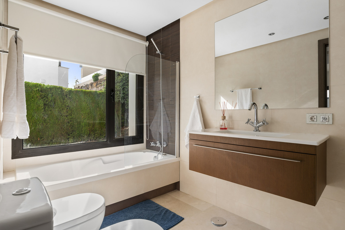 Huis te koop in Benahavís | 4 slaapkamers H5135941
