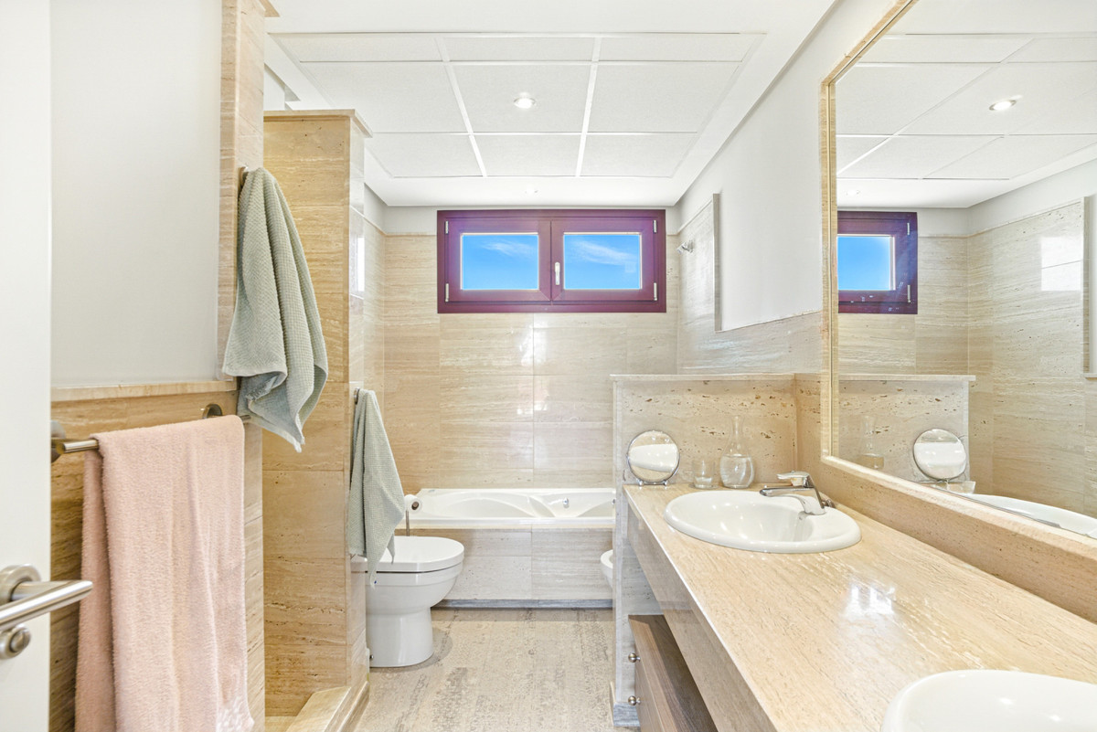 Huis te koop in Benahavís | 3 slaapkamers H5144263