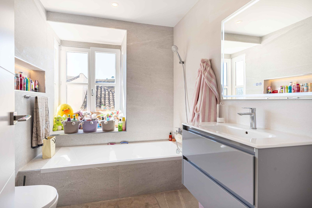 Property main view 35