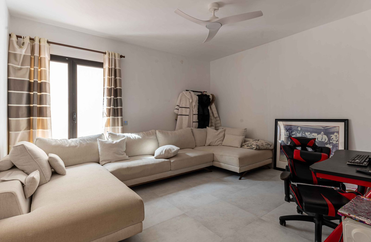 Property main view 36