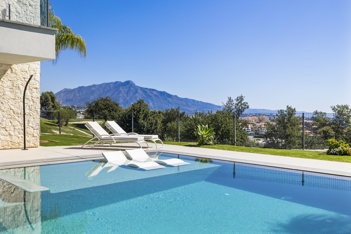 Property main view 44