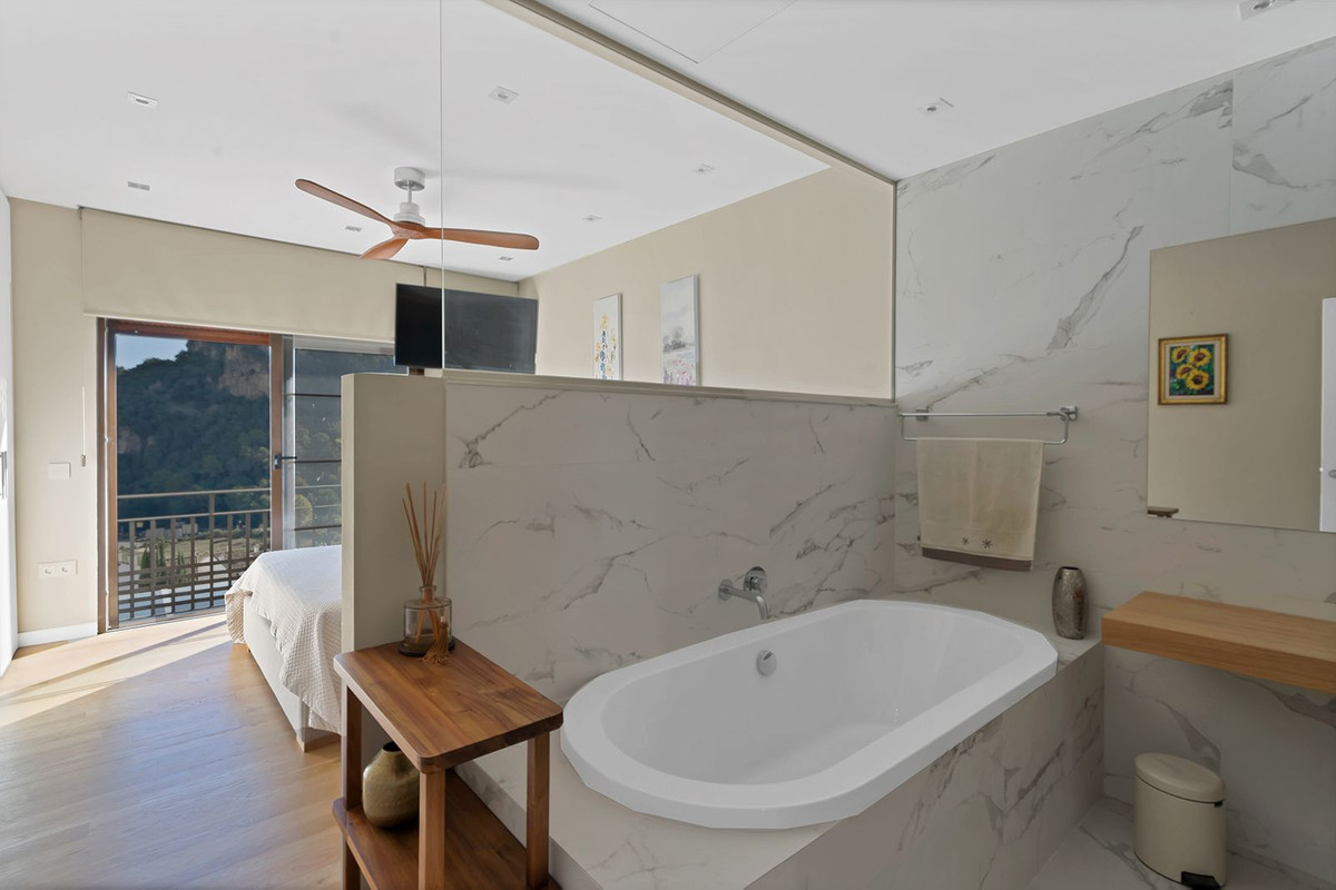 Property main view 23