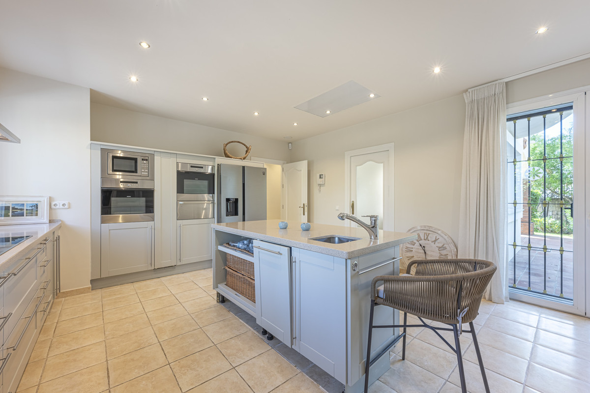Huis te koop in Benahavís | 5 slaapkamers H5230609