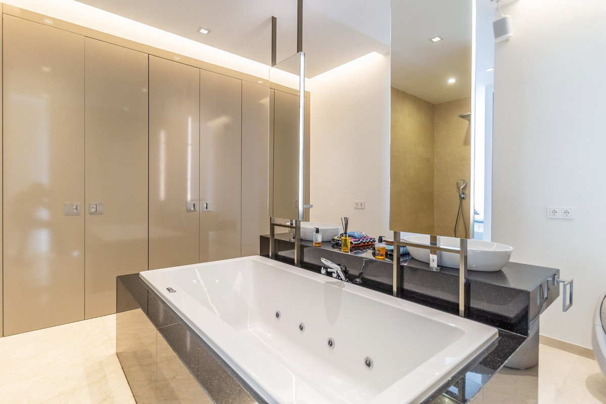 Huis te koop in Benahavís | 6 slaapkamers H5236756