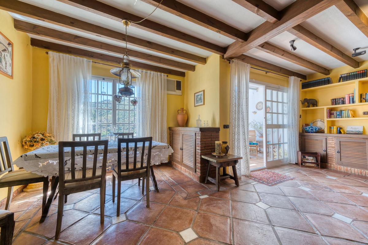 Huis te koop in Benahavís | 3 slaapkamers H5240941