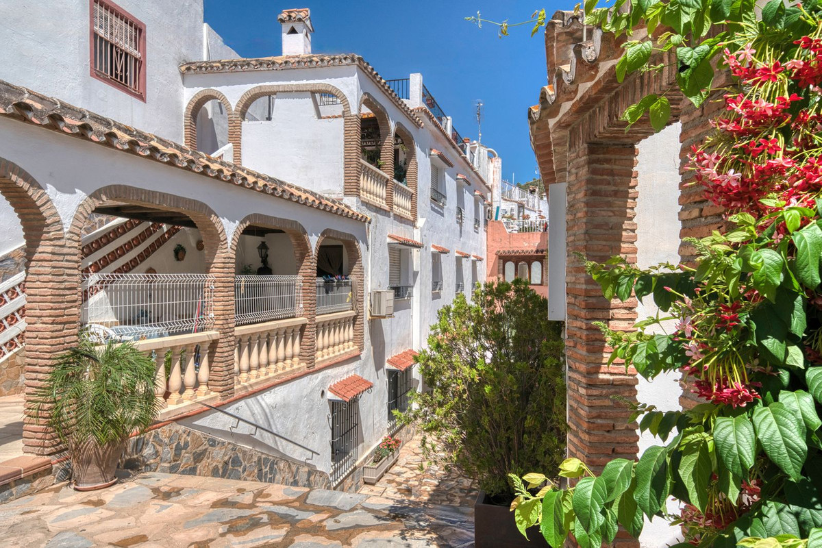 Huis te koop in Benahavís | 3 slaapkamers H5240941