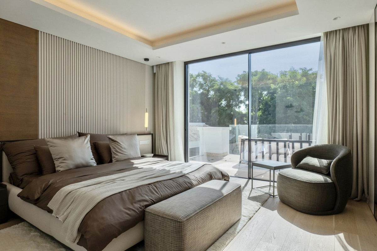 Property main view 44