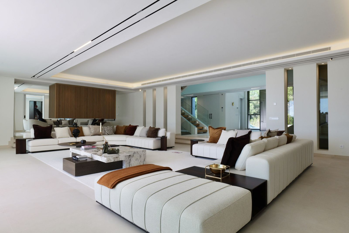 Property main view 74