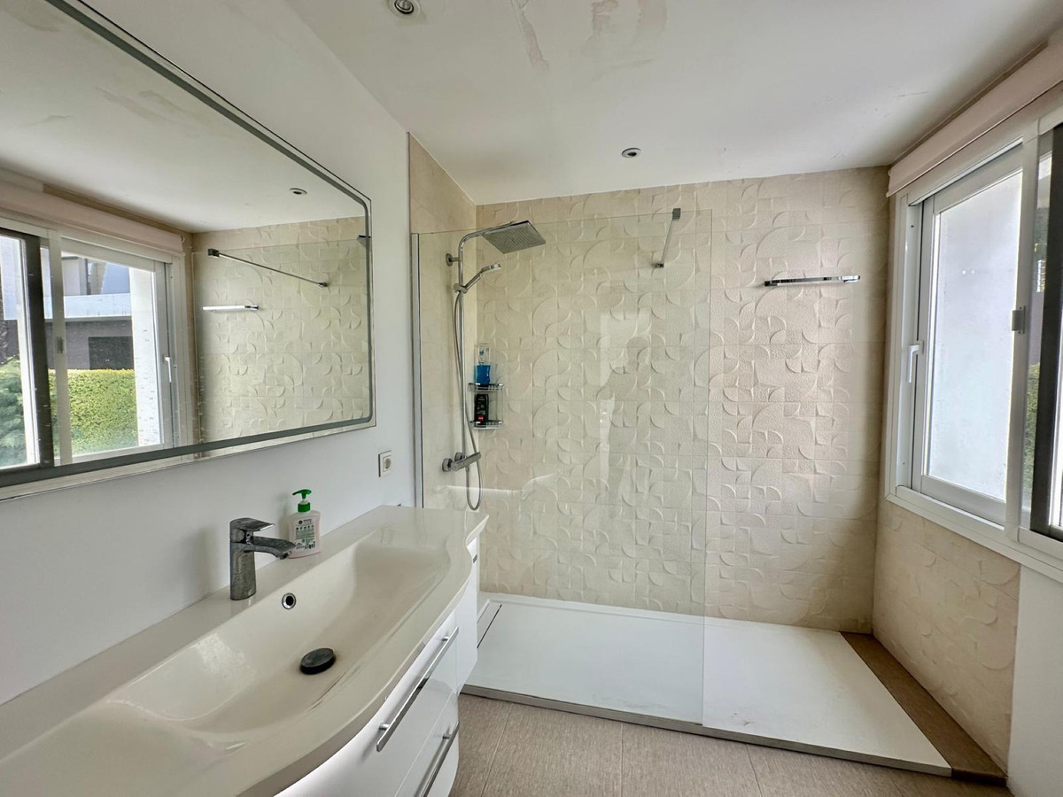 Huis te koop in Benahavís | 4 slaapkamers H5258521