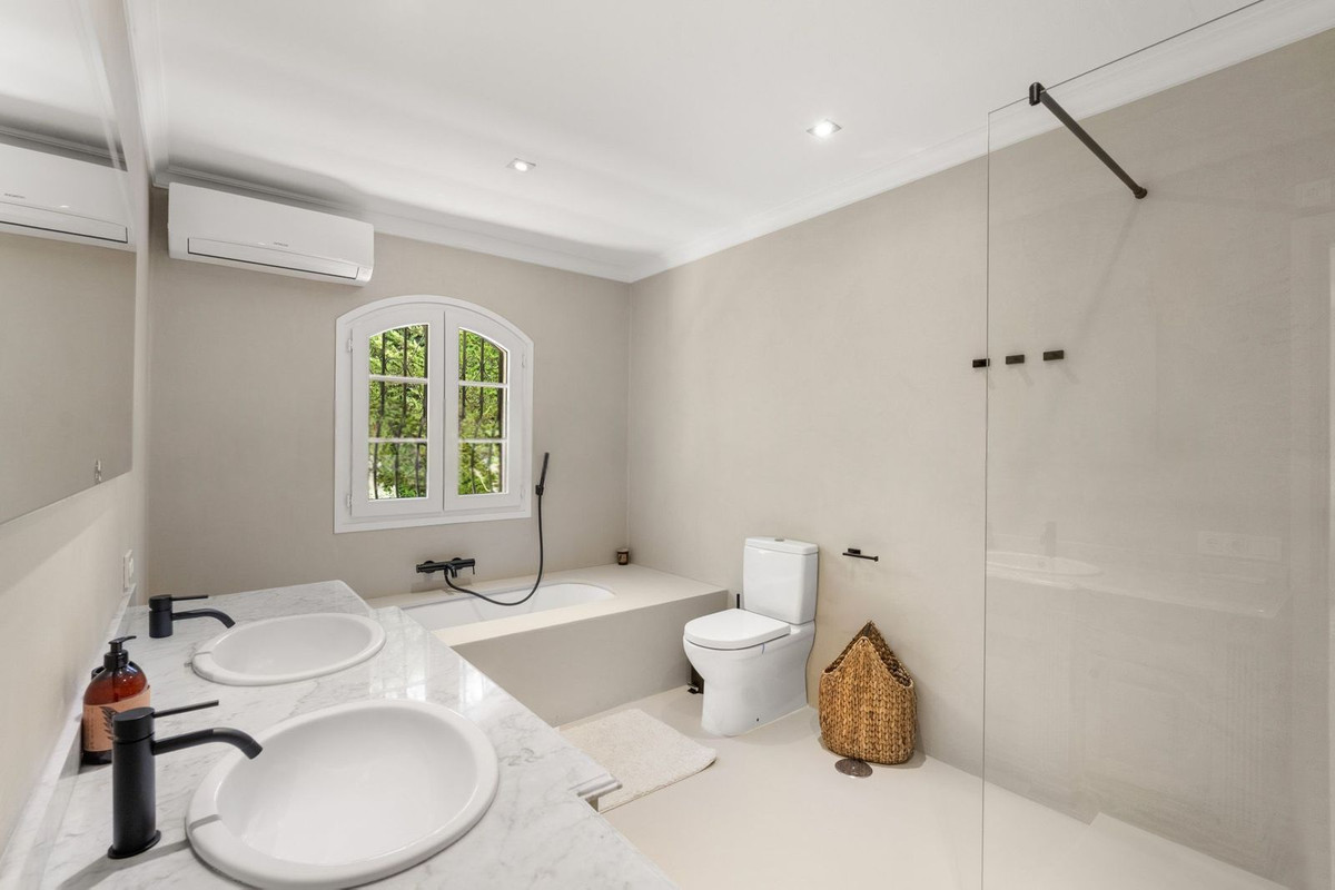 Huis te koop in Benahavís | 4 slaapkamers H5286106