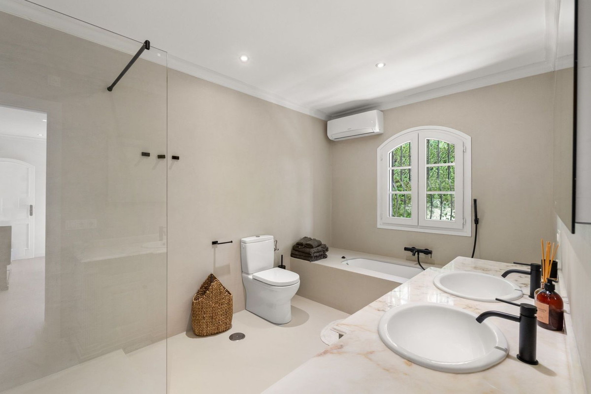 Huis te koop in Benahavís | 4 slaapkamers H5286106