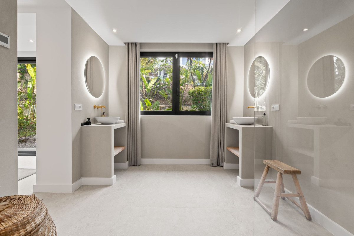 Huis te koop in Benahavís | 4 slaapkamers H5305543