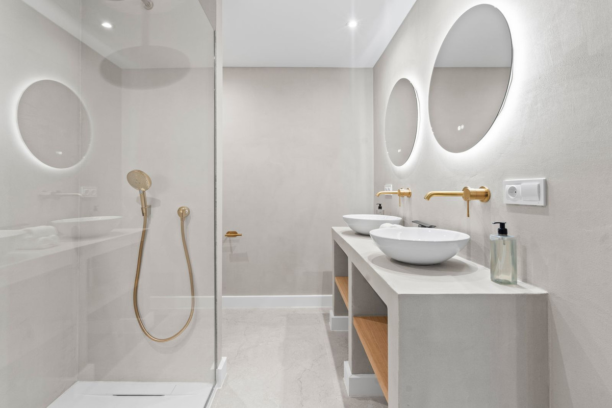 Huis te koop in Benahavís | 4 slaapkamers H5305543