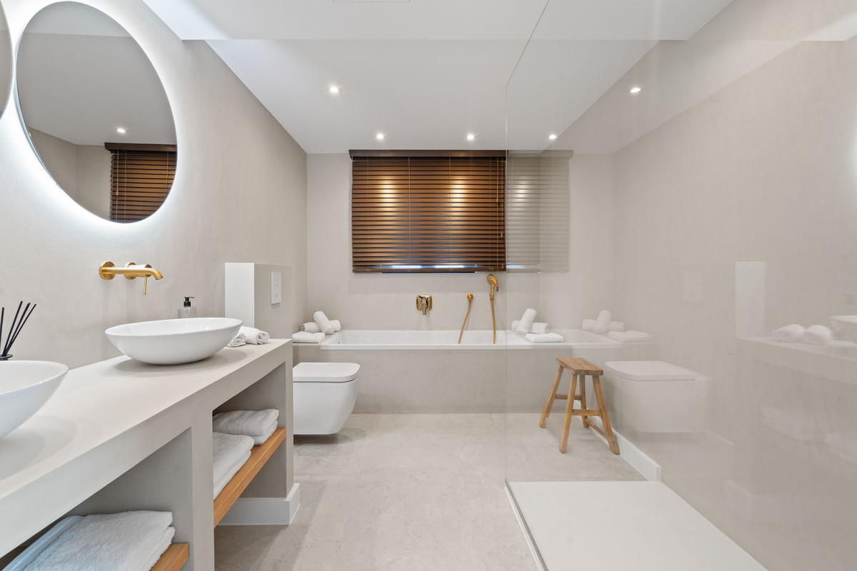 Huis te koop in Benahavís | 4 slaapkamers H5305543