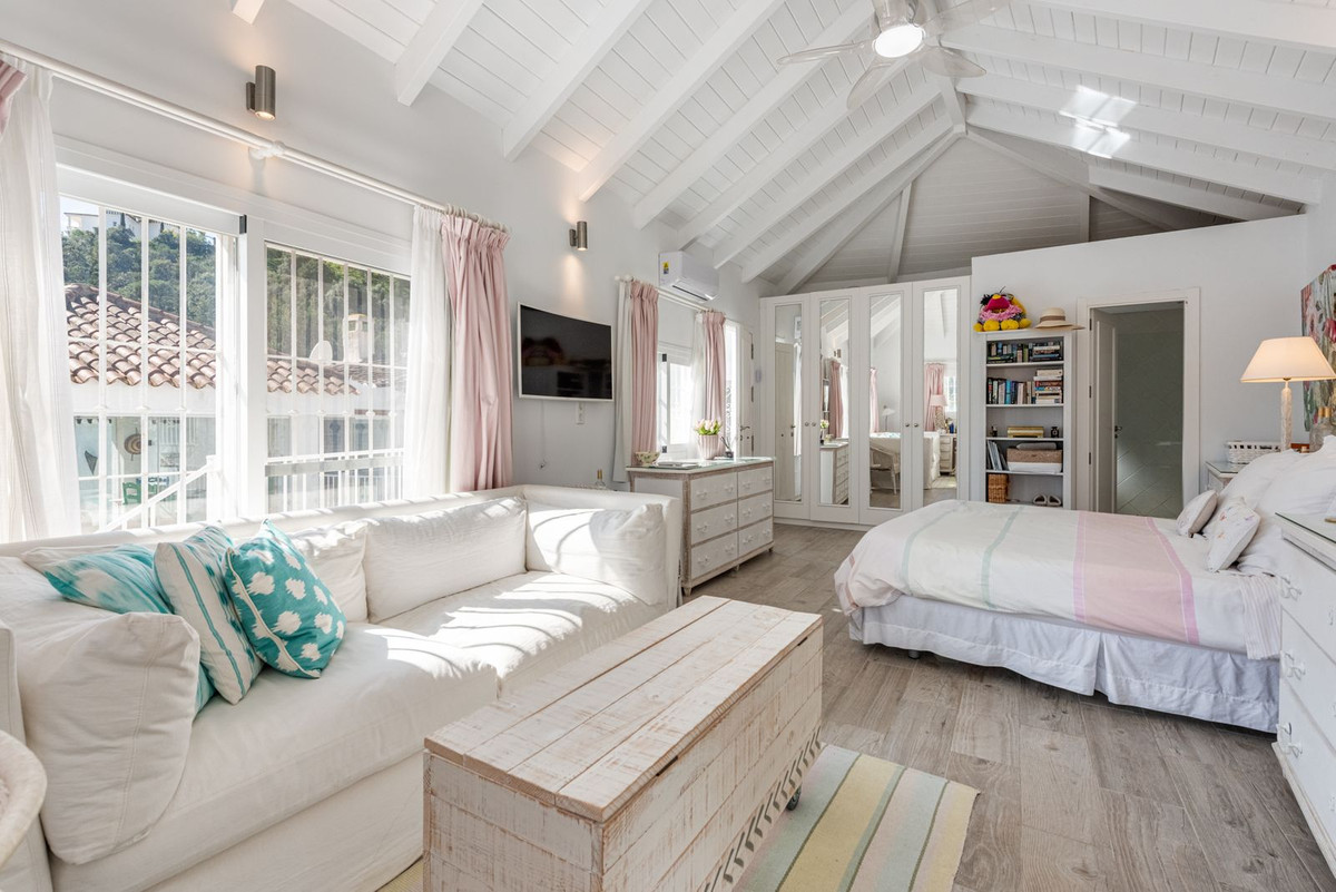 Huis te koop in Benahavís | 4 slaapkamers H5317465