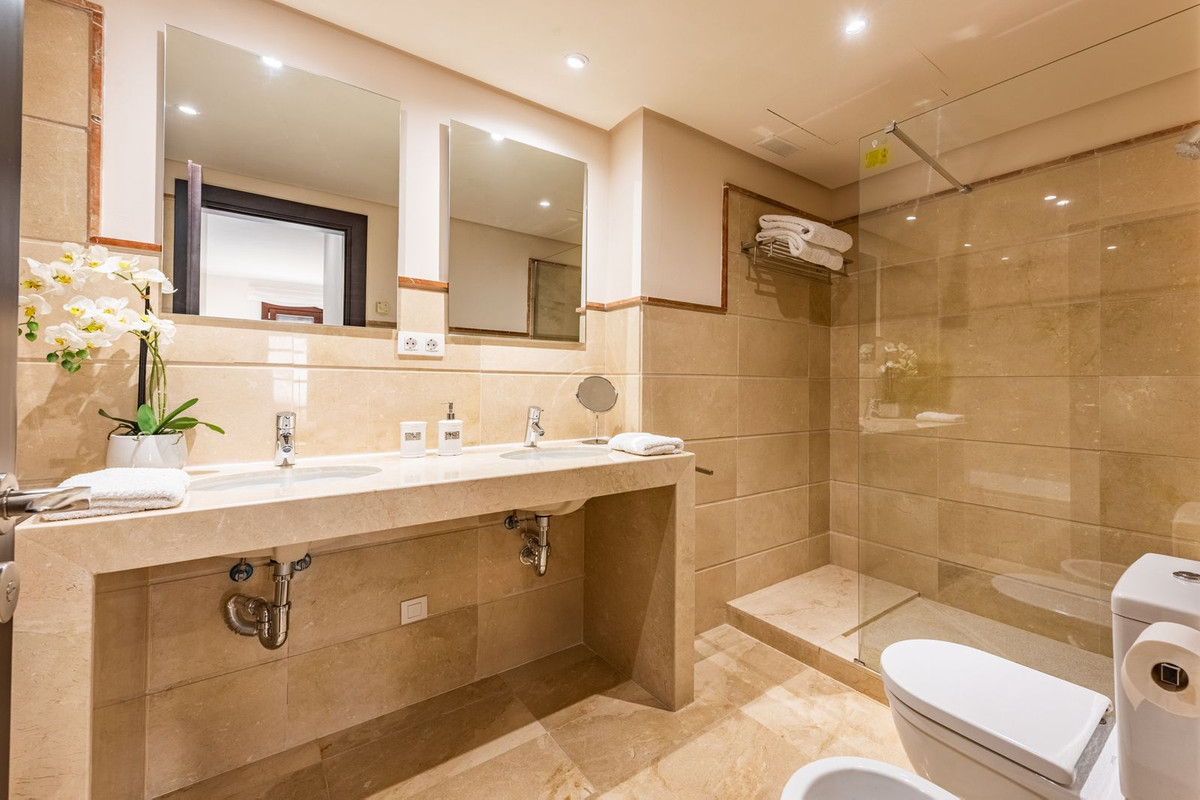 Huis te koop in Benahavís | 4 slaapkamers H5321815