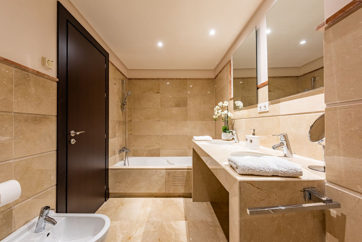 Huis te koop in Benahavís | 4 slaapkamers H5321815