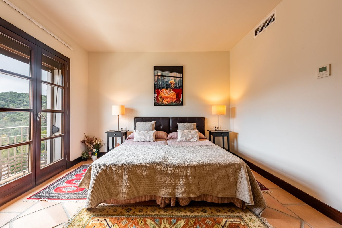 Huis te koop in Benahavís | 4 slaapkamers H5321815