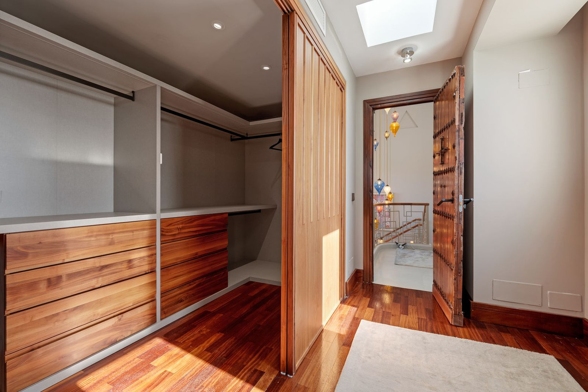 Huis te koop in Benahavís | 9 slaapkamers H5324272